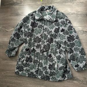 Vintage Leaf Print Kelsey Trail Sherpa